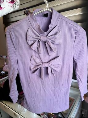 Women Long-Sleeve Ribbed Top with Decorative Bows - Lavender